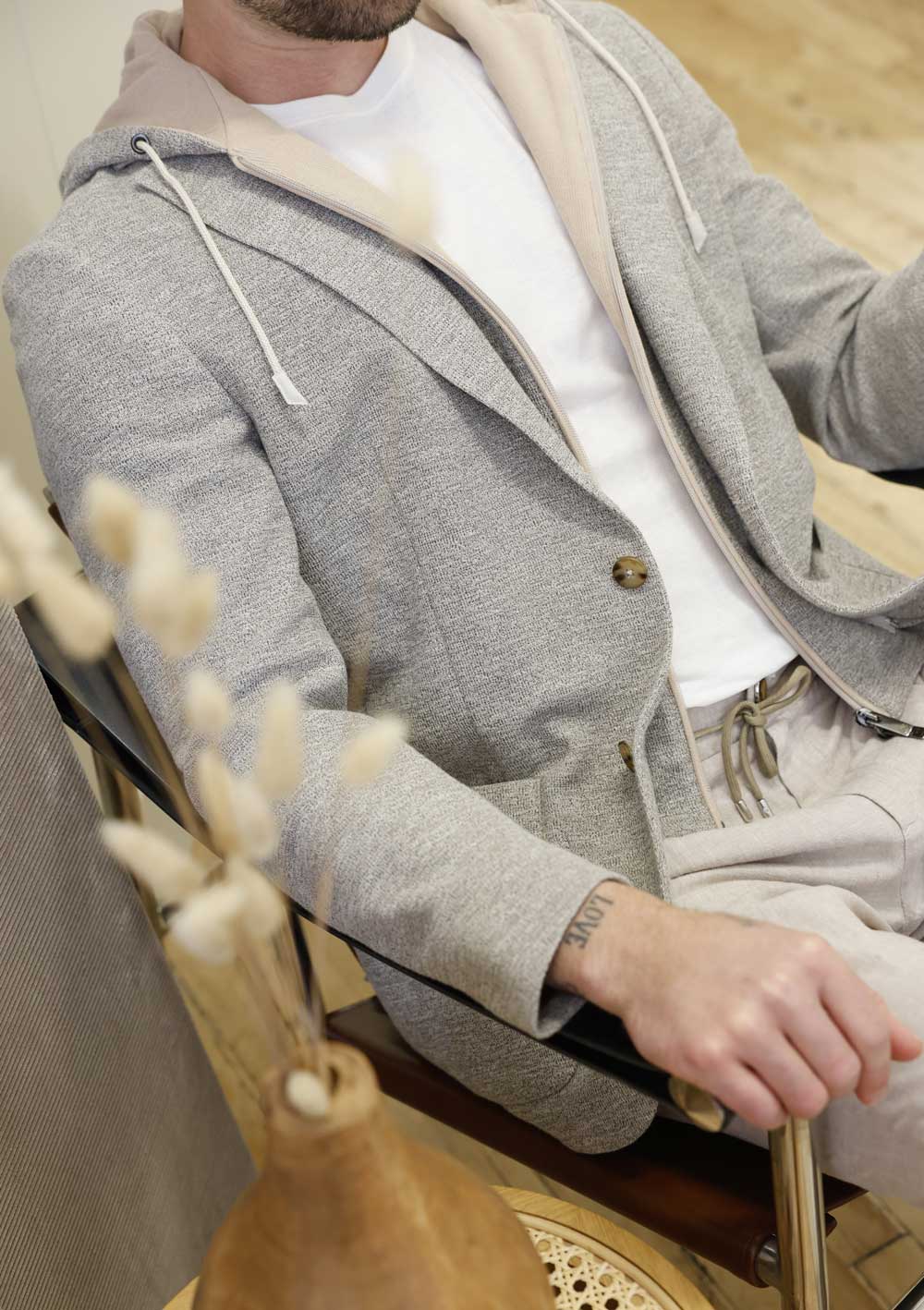 Olliver Grey light grey sport coat with textured fabric and modern Italian-inspired tailoring